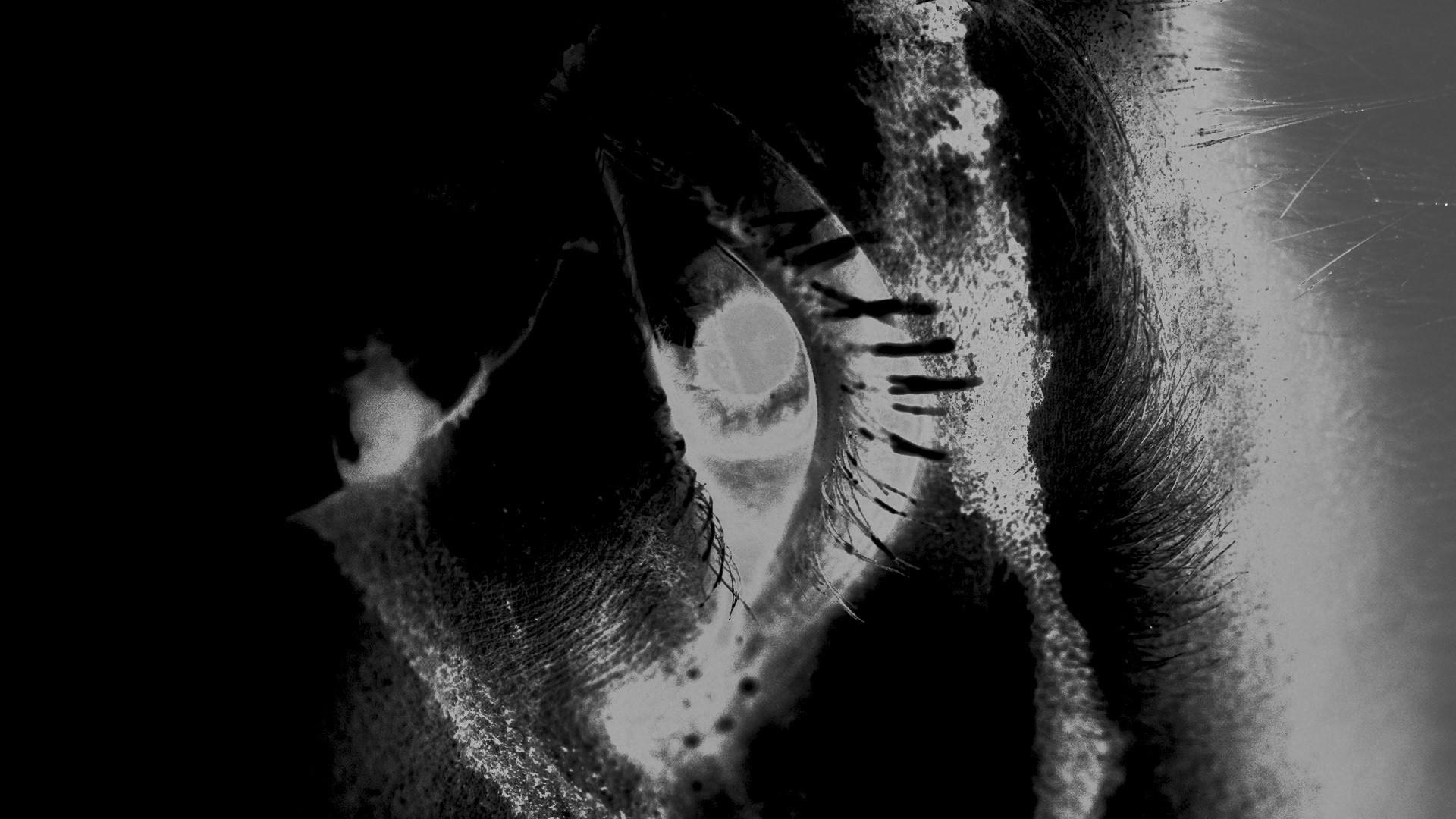 Inverted black-and-white close-up, a negative frame